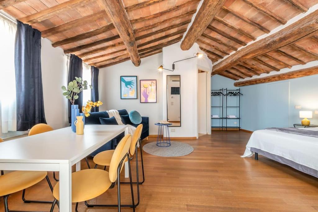 Mimosa- Loft Elegante Con Terrazza Nel Centro Di Siena Leilighet Eksteriør bilde